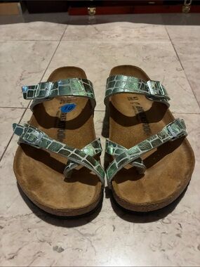 Birkenstock- Iridescent Green Croc-Print Toe-Loop Sandals
